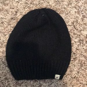 HOLLISTER BLUE BEANIE